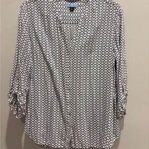 Cynthia Rowley Black & White Geometric Print Button up Blouse sz L
